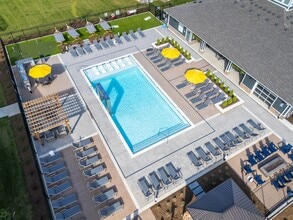 Allure Apartments LLC in Whiteland, IN - Building Photo - Building Photo