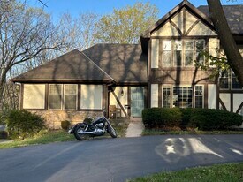 10950 Glen Arbor Rd in Kansas City, MO - Building Photo