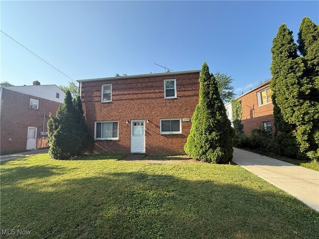 property at 21250 Crystal Ave