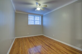 4837 Cadieux Rd in Detroit, MI - Building Photo - Building Photo