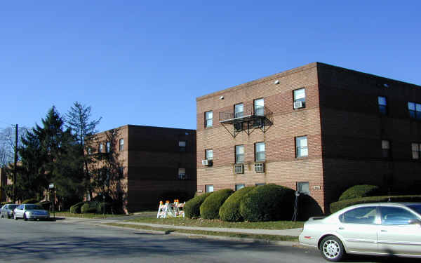 Cliveden Manor in Philadelphia, PA - Building Photo - Building Photo