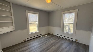 24-26 Hanson Street in Dover, NH - Building Photo - Interior Photo