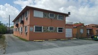 180 E 9th St in Hialeah, FL - Building Photo - Building Photo