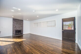 3016 Killybrooke Ln in Costa Mesa, CA - Building Photo - Building Photo
