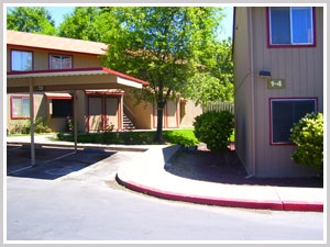 Lakeport Village in Lakeport, CA - Building Photo