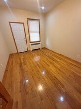 51-12 Van Horn St in Queens, NY - Building Photo - Building Photo