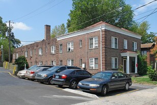 1043 Saint Charles Ave NE Apartments