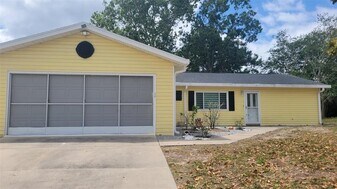 8470 SW 107th Pl in Ocala, FL - Building Photo
