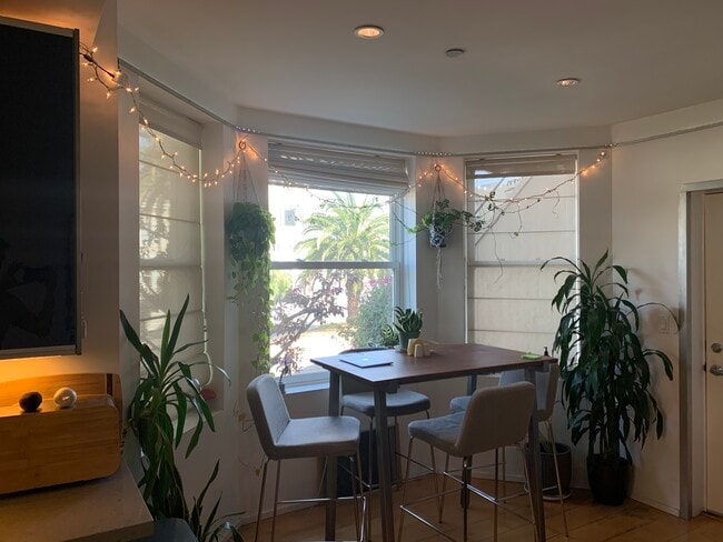 780 Dolores St, Unit 780B