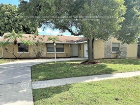 5355 Fox Valley Trail in Greenacres, FL - Building Photo