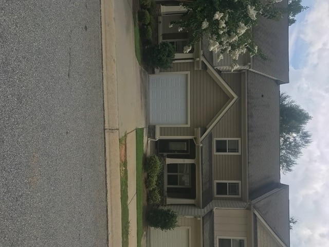 145 Cypress Oak Trl NW in Milledgeville, GA - Foto de edificio - Building Photo