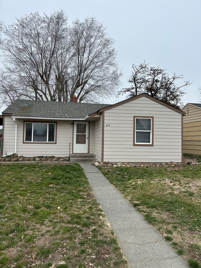 property at 326 N Mattson Dr