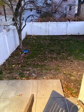 14 Chapman St, Unit 1st floor in Bloomfield, NJ - Building Photo - Building Photo