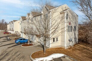 158 Paddock Ave in Meriden, CT - Building Photo
