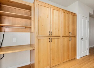 4132 S Corbett Ave in Portland, OR - Building Photo - Building Photo