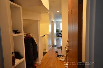 63 S Huntington Ave, Unit 2 in Boston, MA - Building Photo - Building Photo
