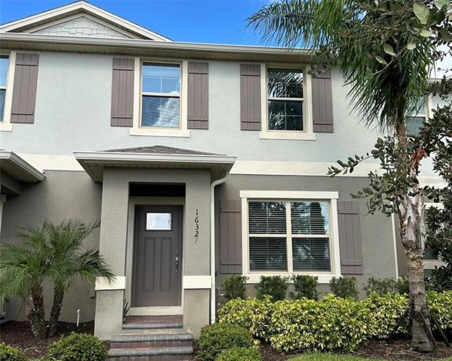 16327 Quiet Vista Dr in Winter Garden, FL - Building Photo