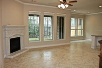 23 Jonquil Pl in Tomball, TX - Building Photo - Building Photo