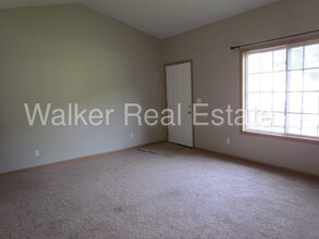 24810 Talladega Rd-Unit -b in St. Robert, MO - Building Photo - Building Photo
