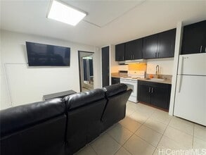 2140 10th Ave in Honolulu, HI - Building Photo - Building Photo