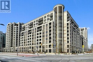 99 S Town Centre Blvd in Markham, ON - Building Photo