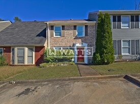 4776 Cheshire Cir in Birmingham, AL - Building Photo
