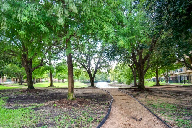 property at 9147 Lago Crest Dr