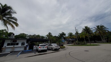 619 SW 14th Ave, Unit 2 in Fort Lauderdale, FL - Building Photo - Building Photo