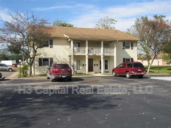 property at 605 Wabash St