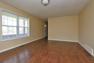 1938 Benjamin Ct in Cape Girardeau, MO - Building Photo - Building Photo