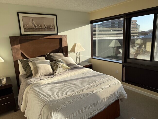 127 Greyrock Pl, Unit Condo in Stamford, CT - Building Photo - Building Photo