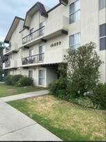 18550 Prairie St in Los Angeles, CA - Building Photo