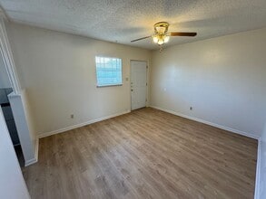 940 S 15th St, Unit 1 in Copperas Cove, TX - Building Photo - Building Photo