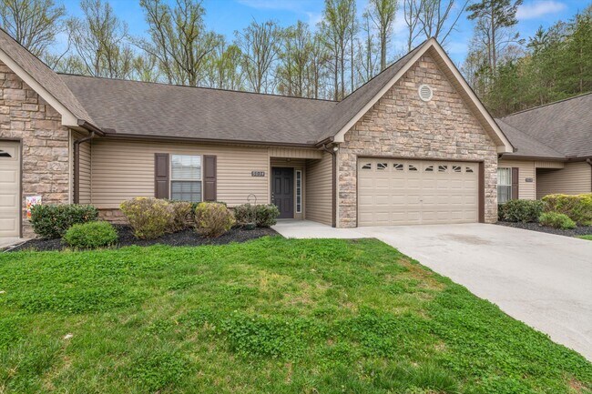 property at 5034 Cates Bend Way