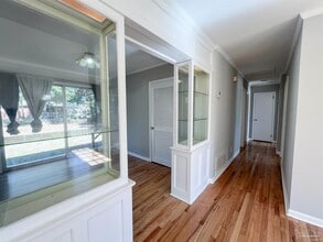 3730 Forest Glen Dr in Pensacola, FL - Building Photo - Building Photo