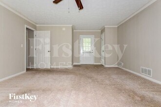 2076 Moon Dr SW in Conyers, GA - Building Photo - Building Photo