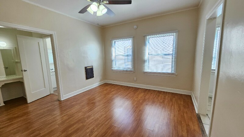 727 S Coronado St in Los Angeles, CA - Building Photo