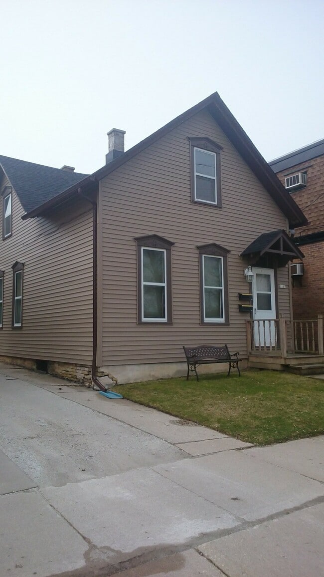 property at 1107 Marshall St