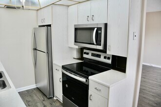 4070 Exeter in Boca Raton, FL - Building Photo - Building Photo