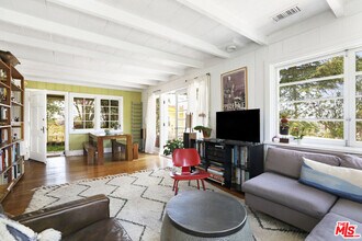 1538 Parmer Ave in Los Angeles, CA - Building Photo - Building Photo