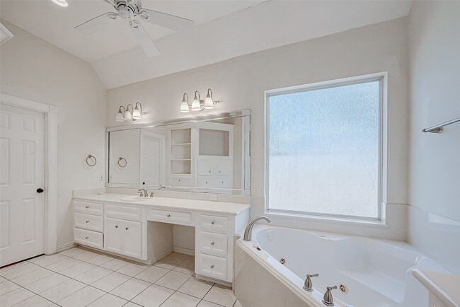 16002 Castletown Park Ct