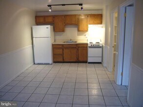 335 Marshall St in Kennett Square, PA - Building Photo - Building Photo