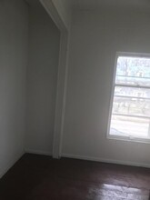 614 1/2 W Stephenson St in Freeport, IL - Building Photo - Building Photo