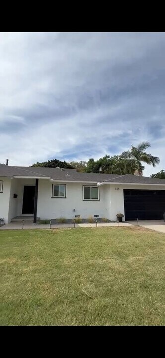 325 S Kenmore St in Anaheim, CA - Building Photo