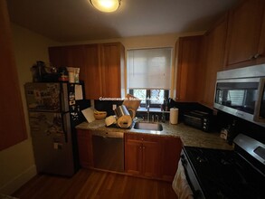 65 Strathmore Rd, Unit 38 in Boston, MA - Foto de edificio - Building Photo