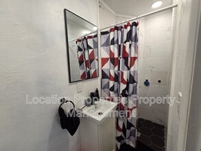 1311 W 19th Terrace in Lawrence, KS - Building Photo - Building Photo