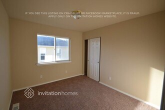 3010 46th St Ct NE in Tacoma, WA - Foto de edificio - Building Photo