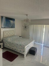 4557 Luxemburg Ct in Greenacres, FL - Building Photo - Building Photo