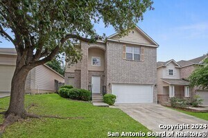 5523 Tomas Cir. in San Antonio, TX - Foto de edificio - Building Photo