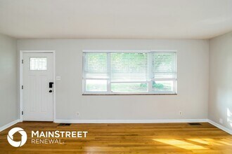 6113 Clayberry Dr in Knoxville, TN - Foto de edificio - Building Photo